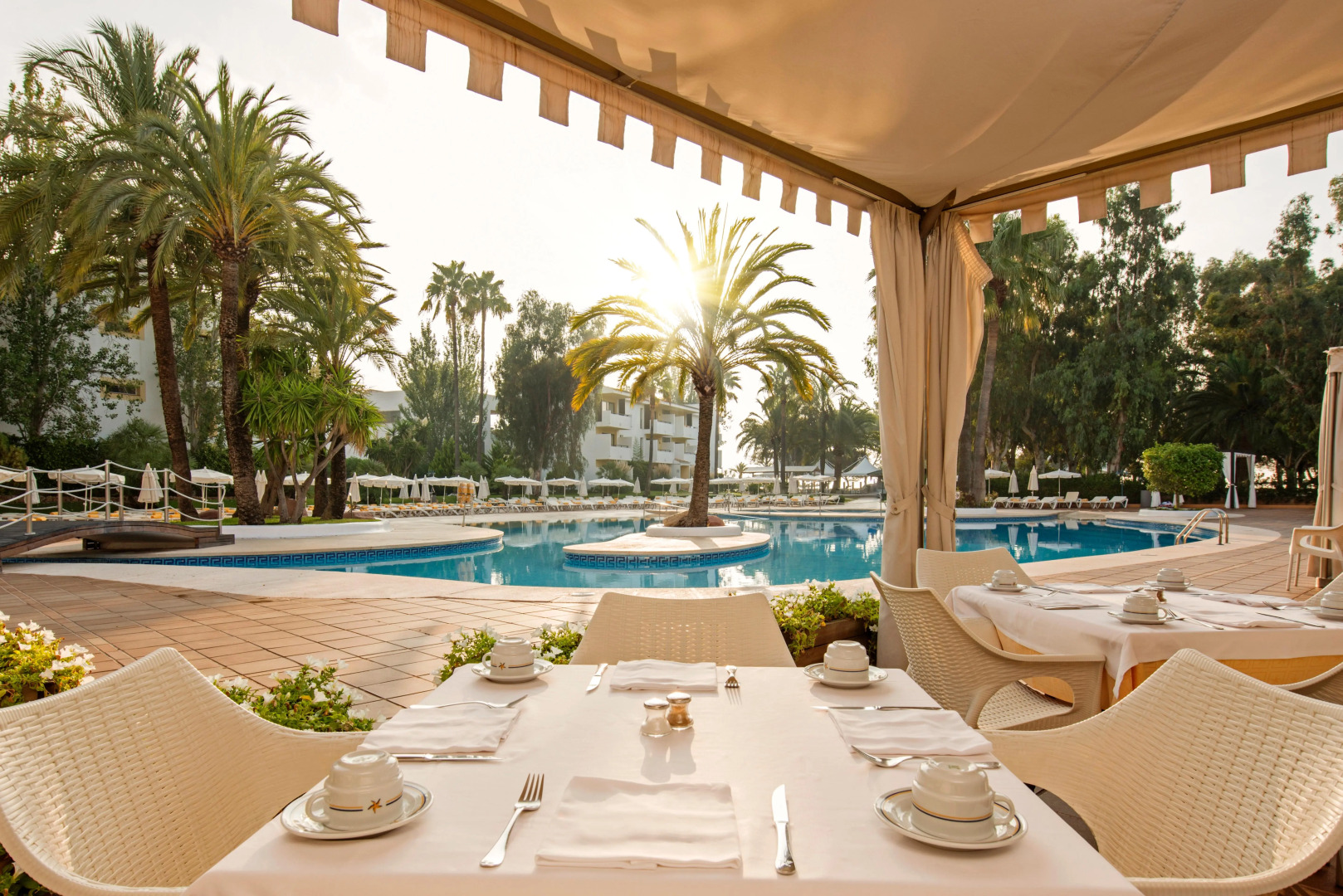 Iberostar Waves Ciudad Blanca