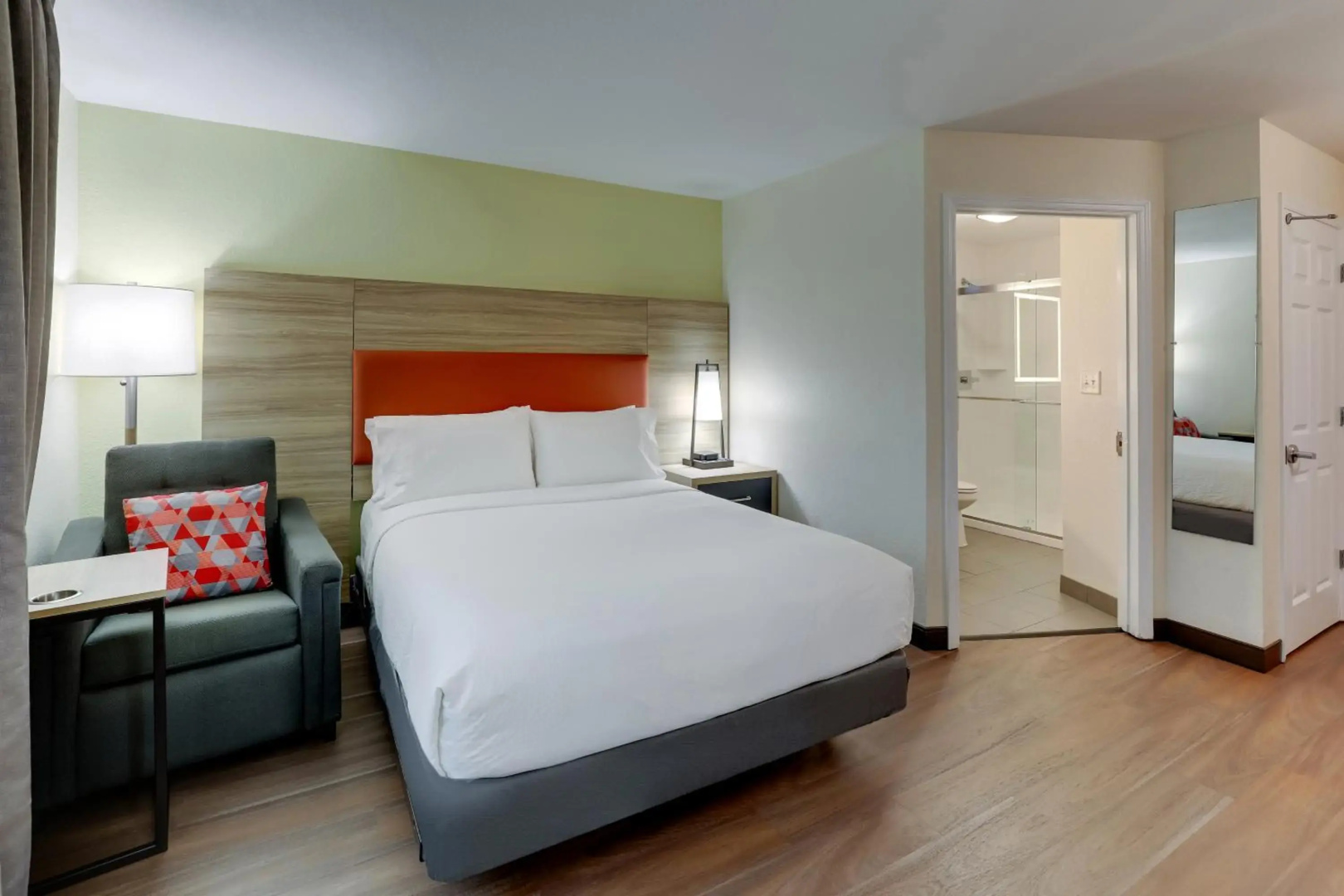 Candlewood Suites Lexington by IHG