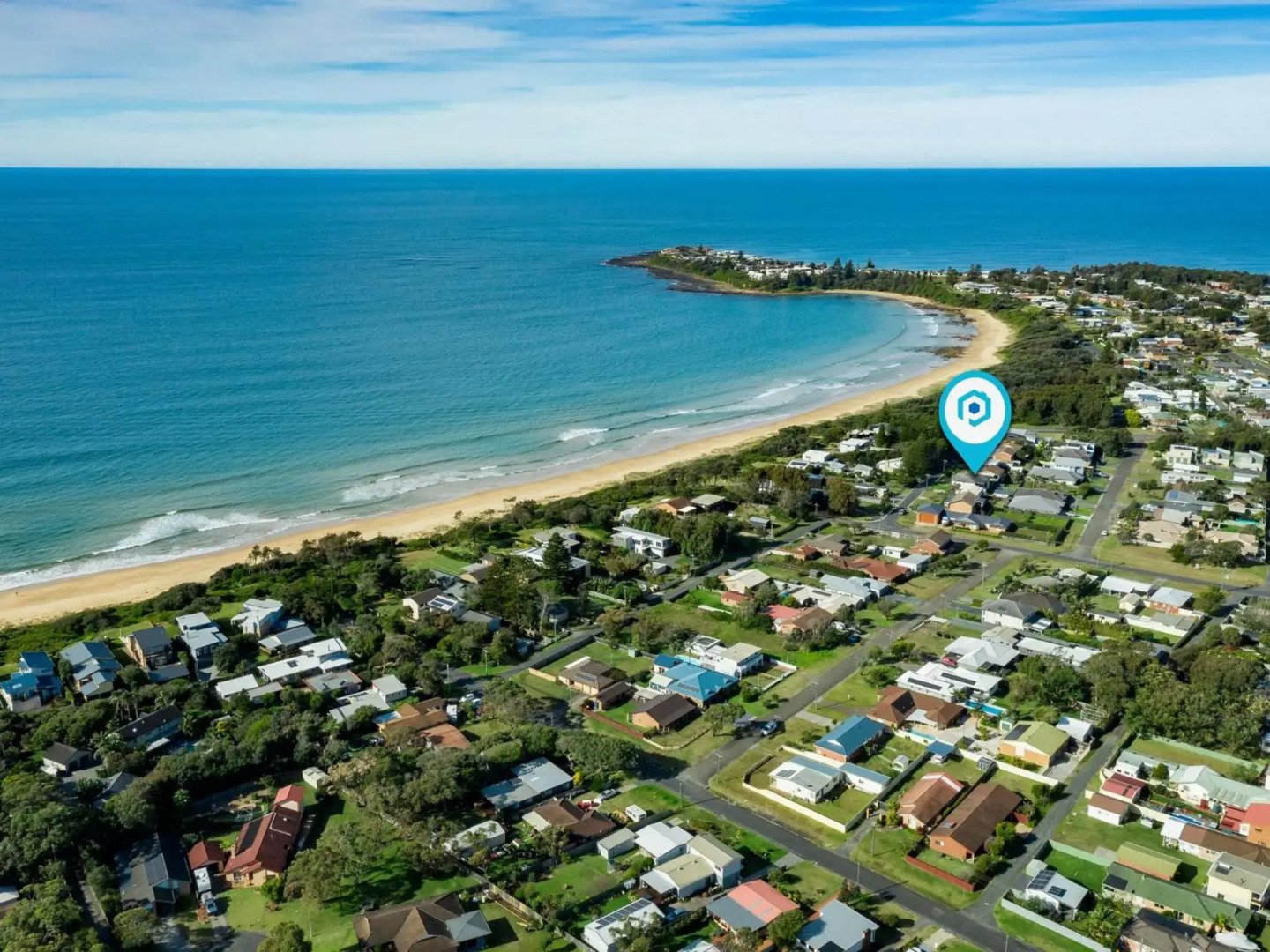 Shores - Pet-Friendly - 1 Min Walk to Beach