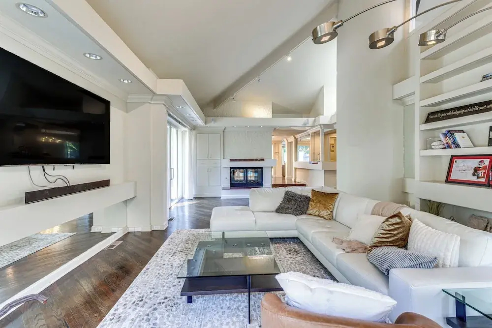 1 Mi to OU! Group Getaway w/ Game Room, Pool