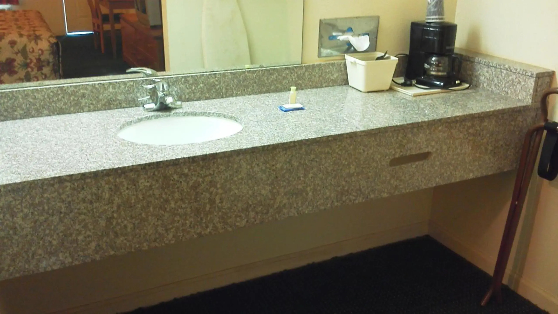 Econo Lodge Inn & Suites Enterprise