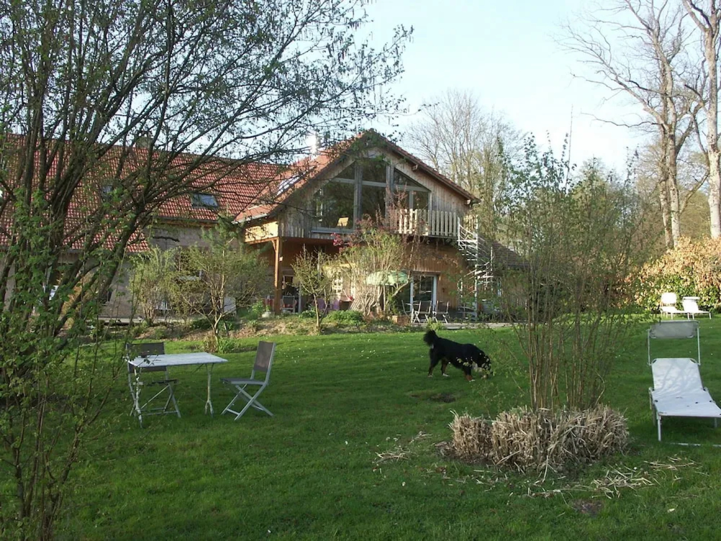 Modern Holiday Home in Niderviller France with Jacuzzi