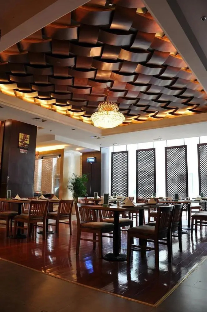 Oak Bay Garden Hotel