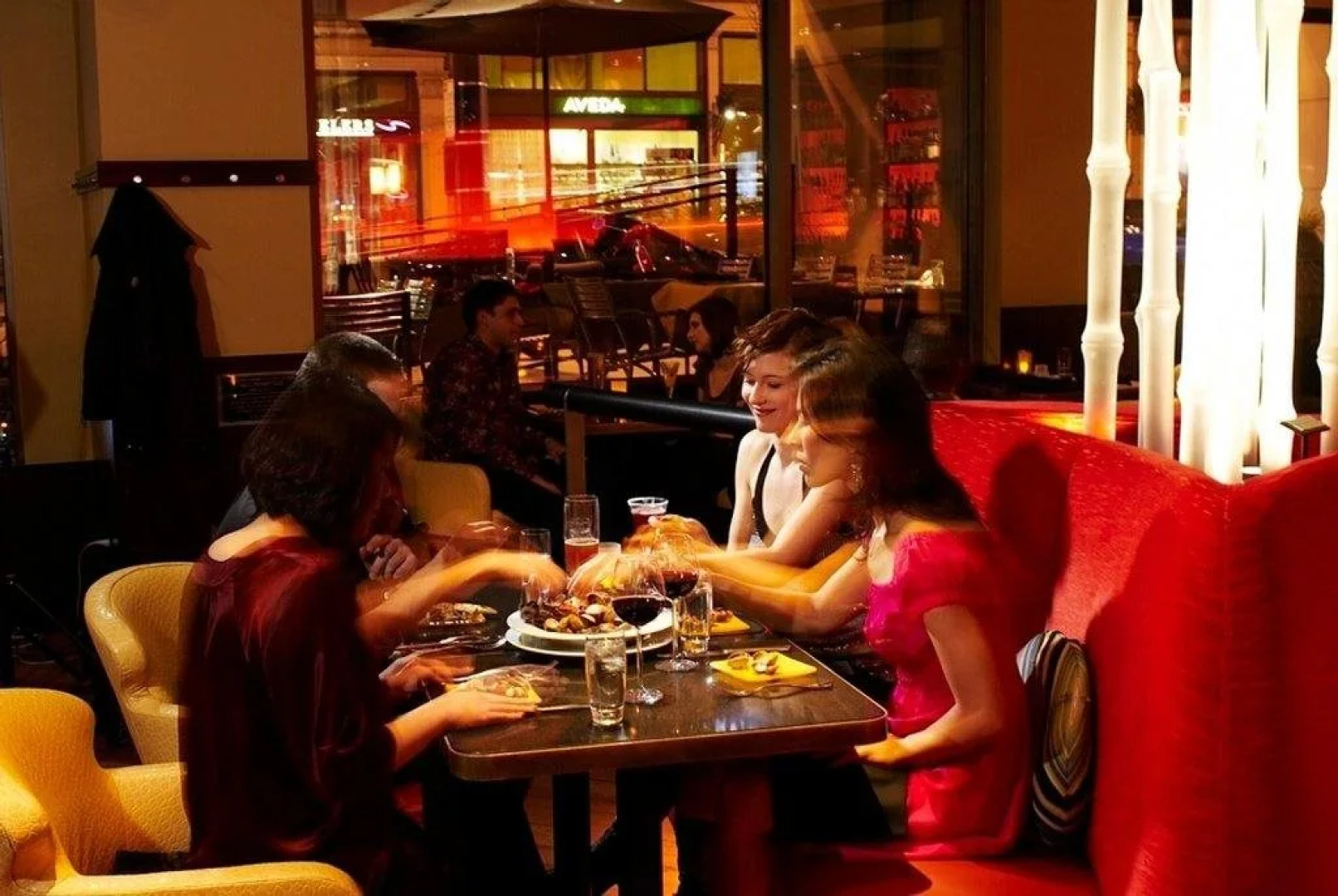 Hotel 1000, LXR Hotels & Resorts