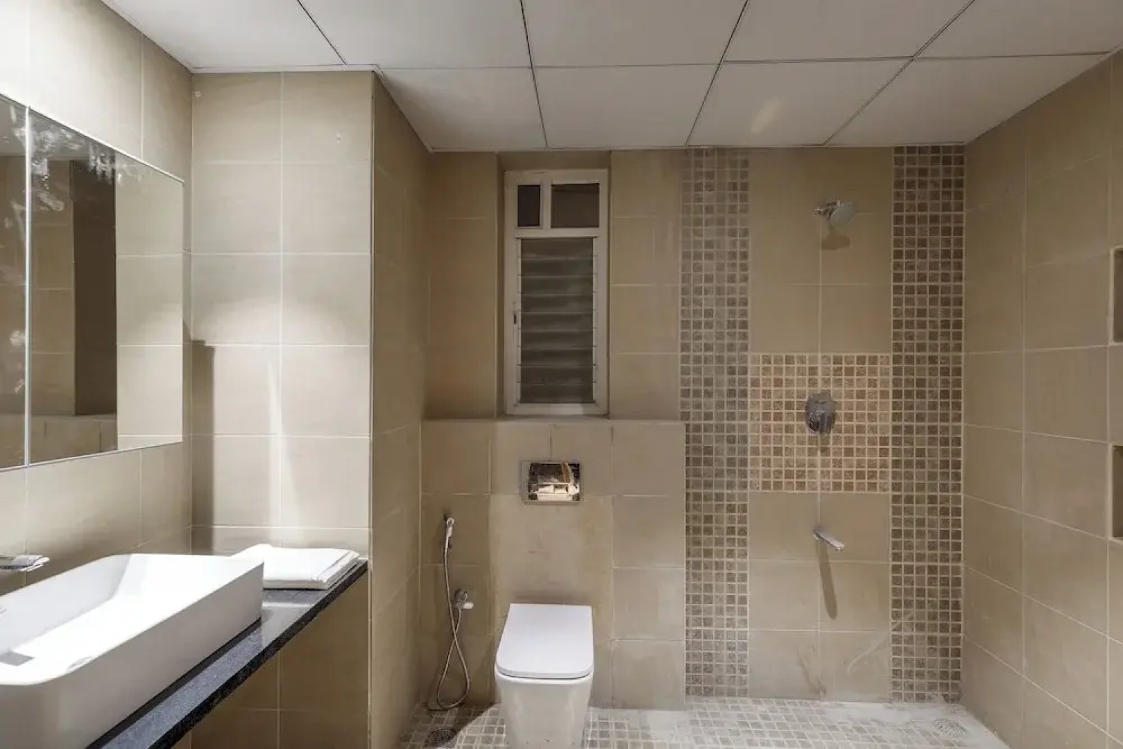 Royal County Villa by Stayjade