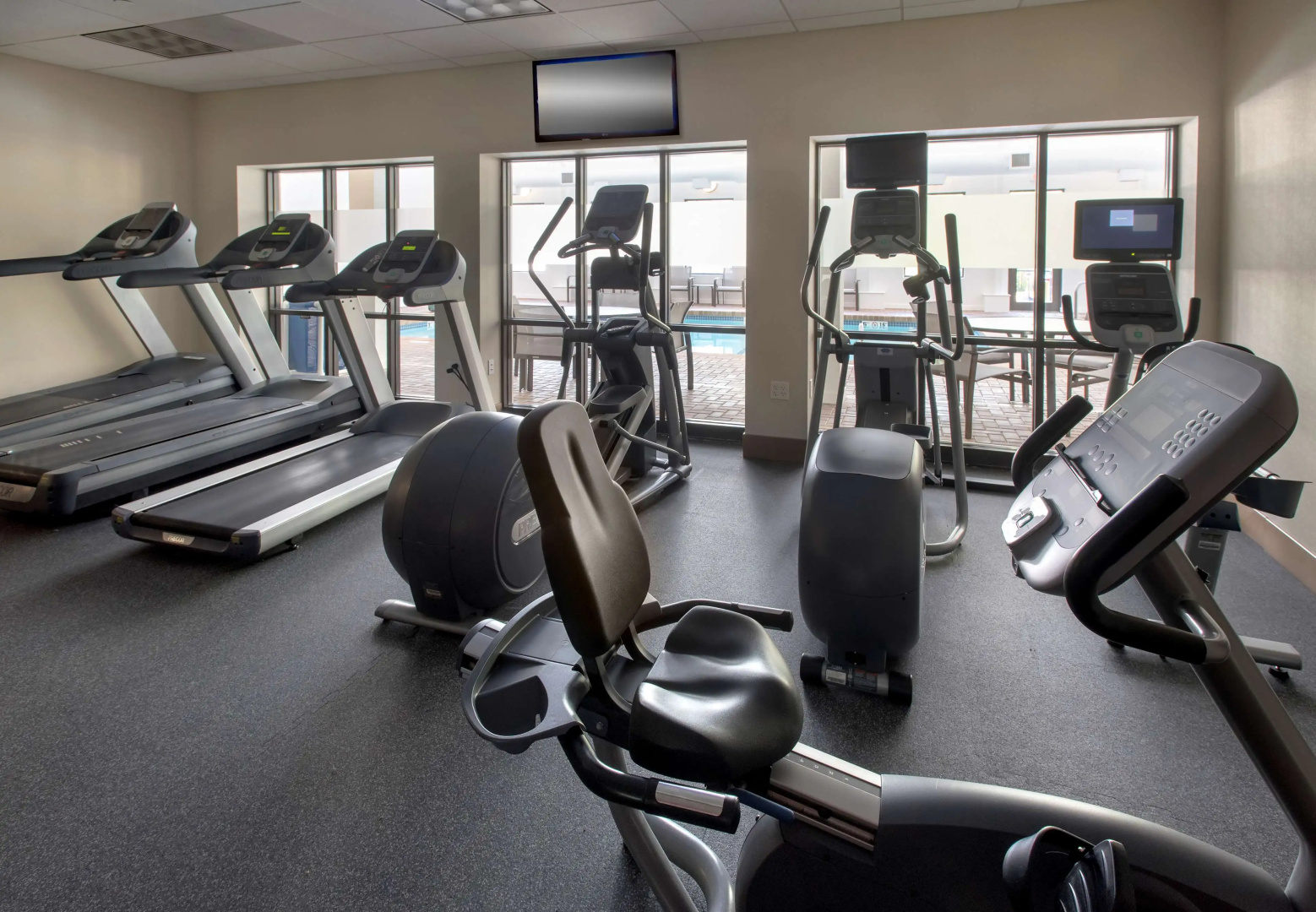 Hampton Inn Boston - Logan Airport