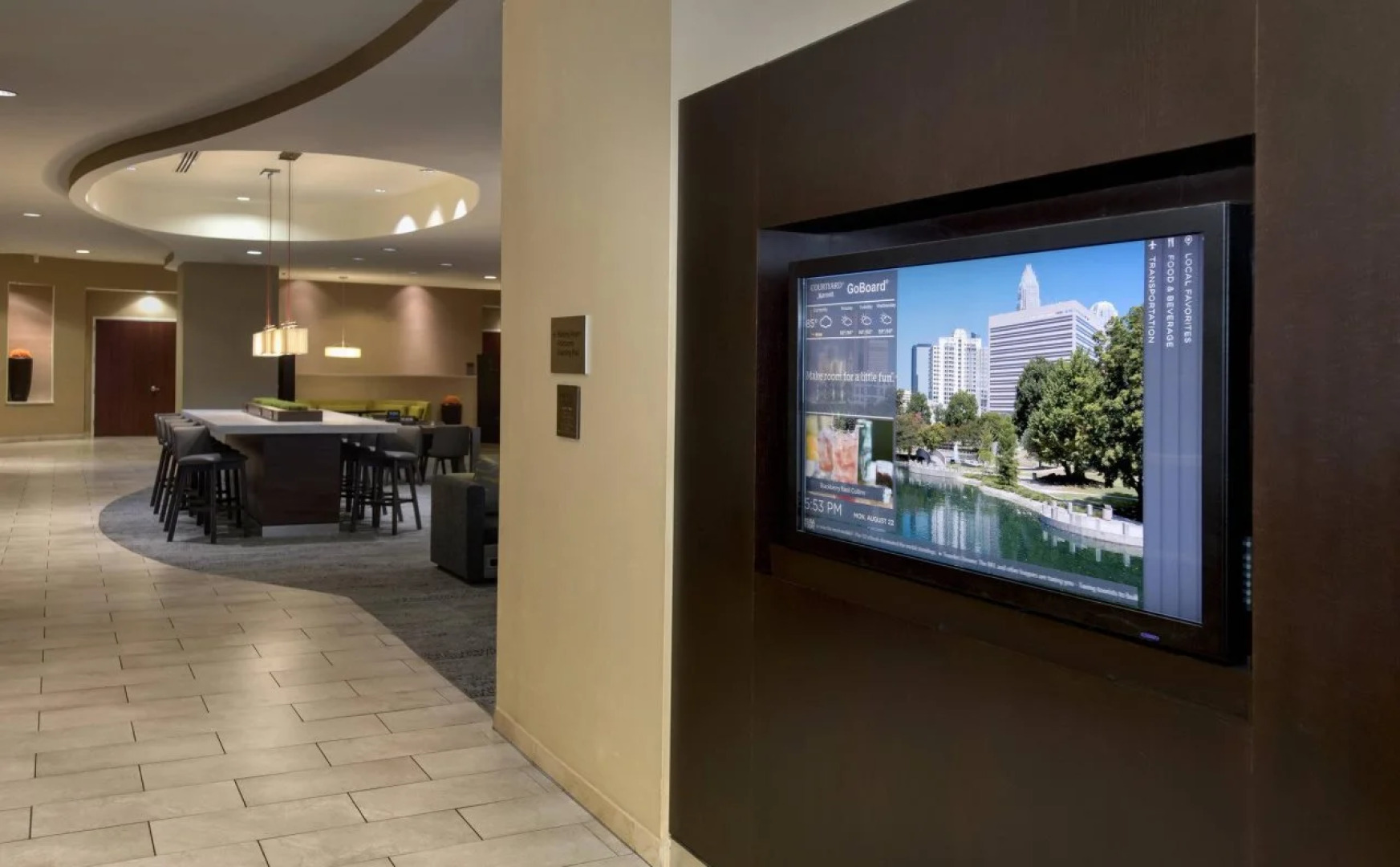 Courtyard by Marriott Charlotte City Center