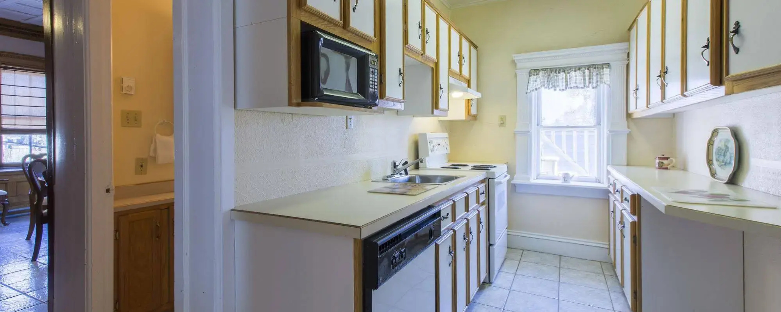 Chipman Hill Suites on Mecklenburg