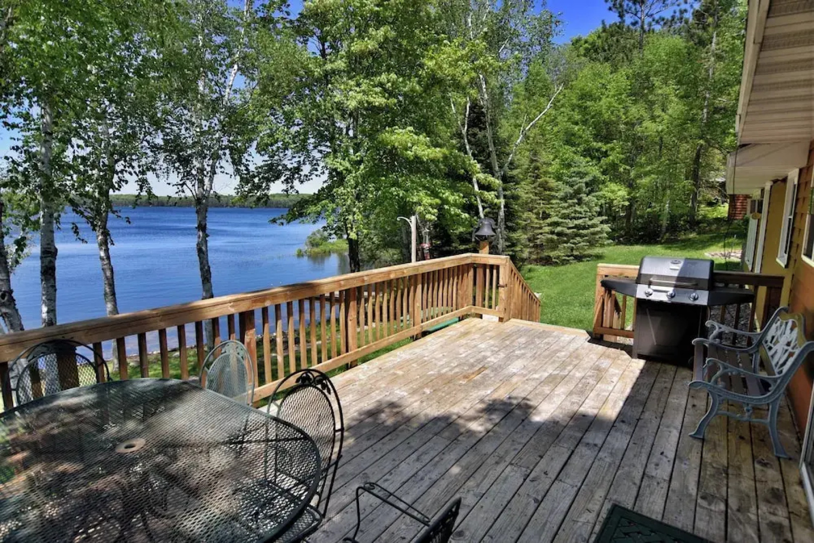 Butler's Bay Teal Lake Cabin