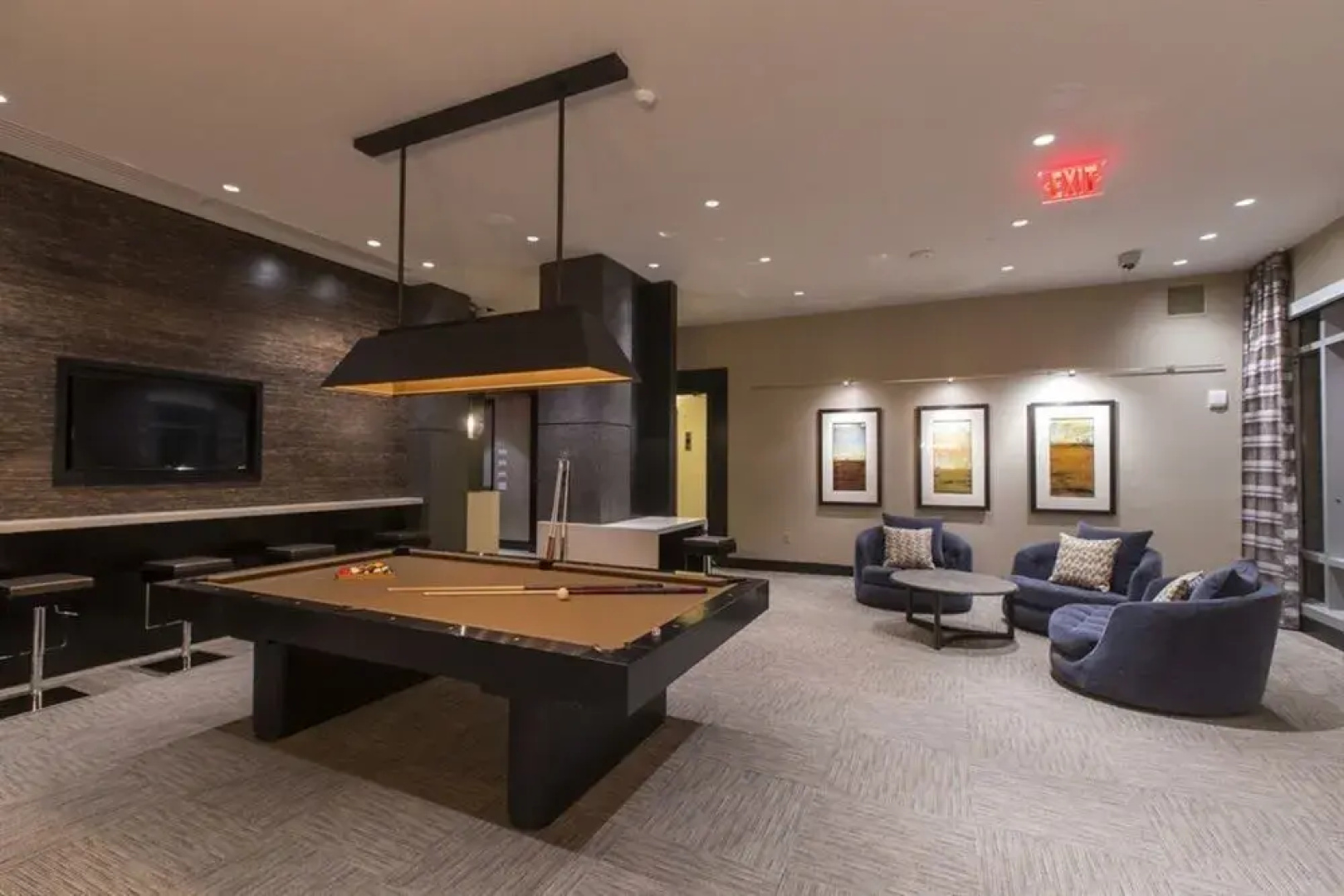 Global Luxury Suites at Woodmont Triangle North