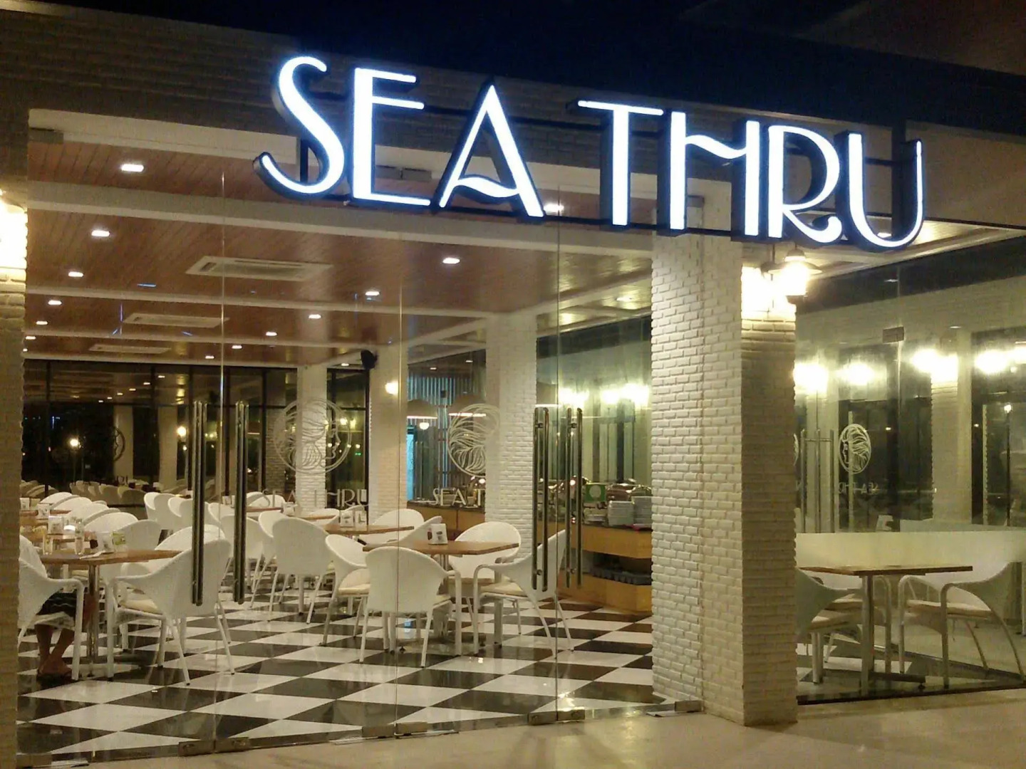 Chaolao Tosang Beach Hotel