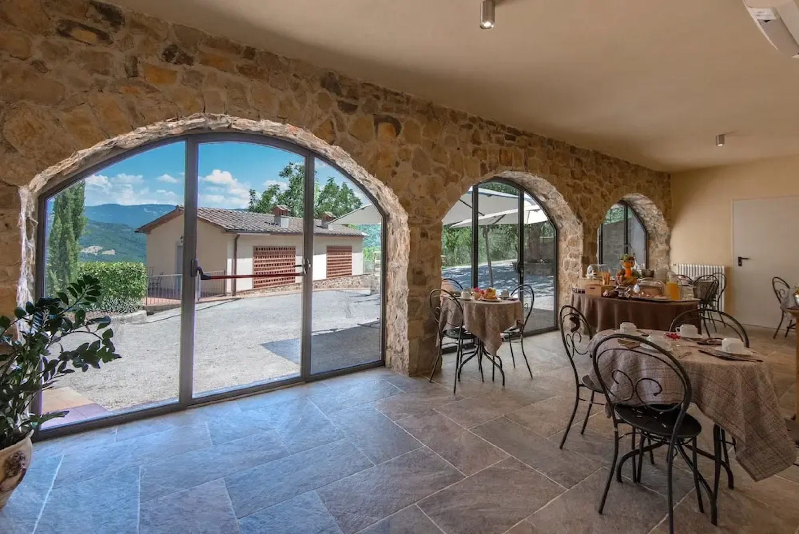 Il Borgo Di Villa Cellaia