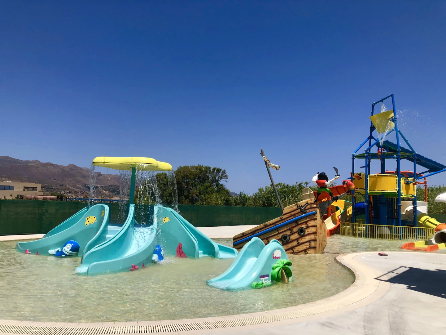 Selini Suites & Waterpark