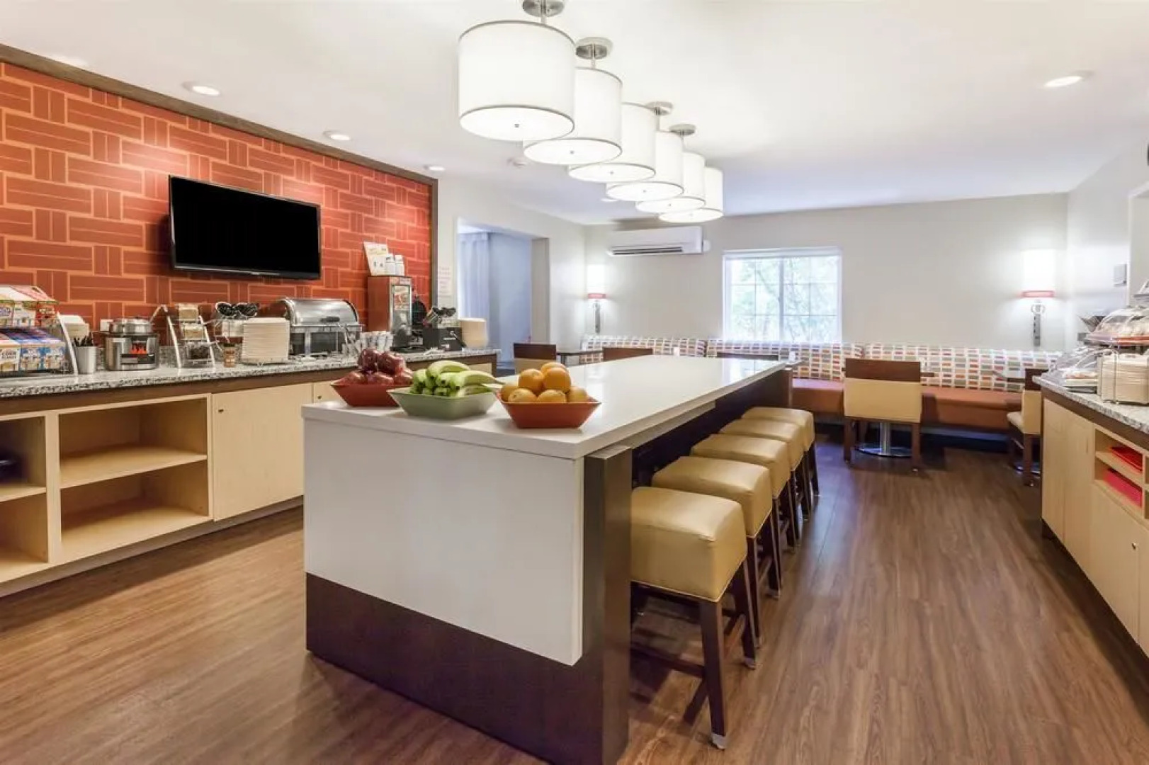 Hawthorn Suites by Wyndham Detroit Auburn Hills