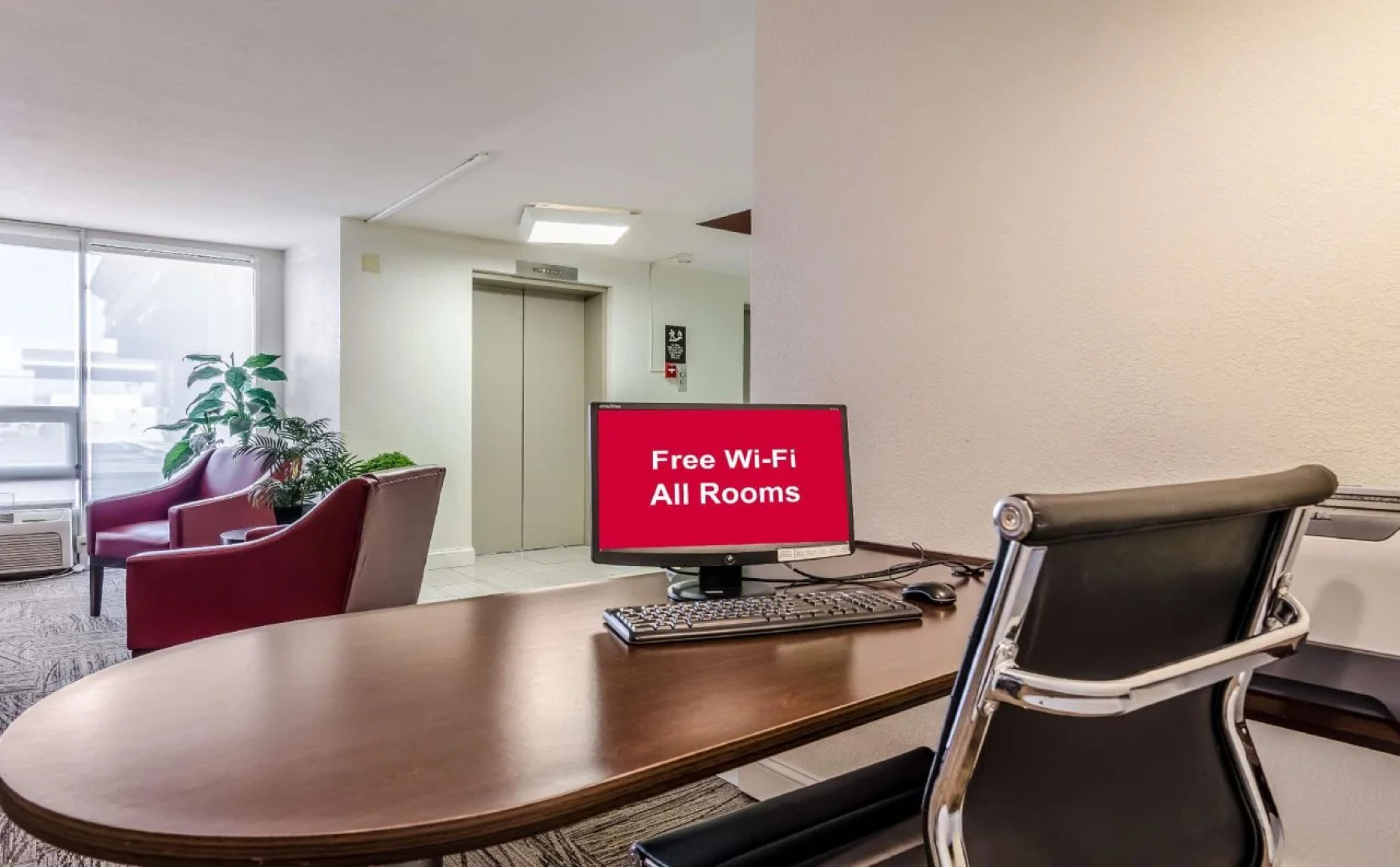 Red Roof Inn PLUS+ Wichita East