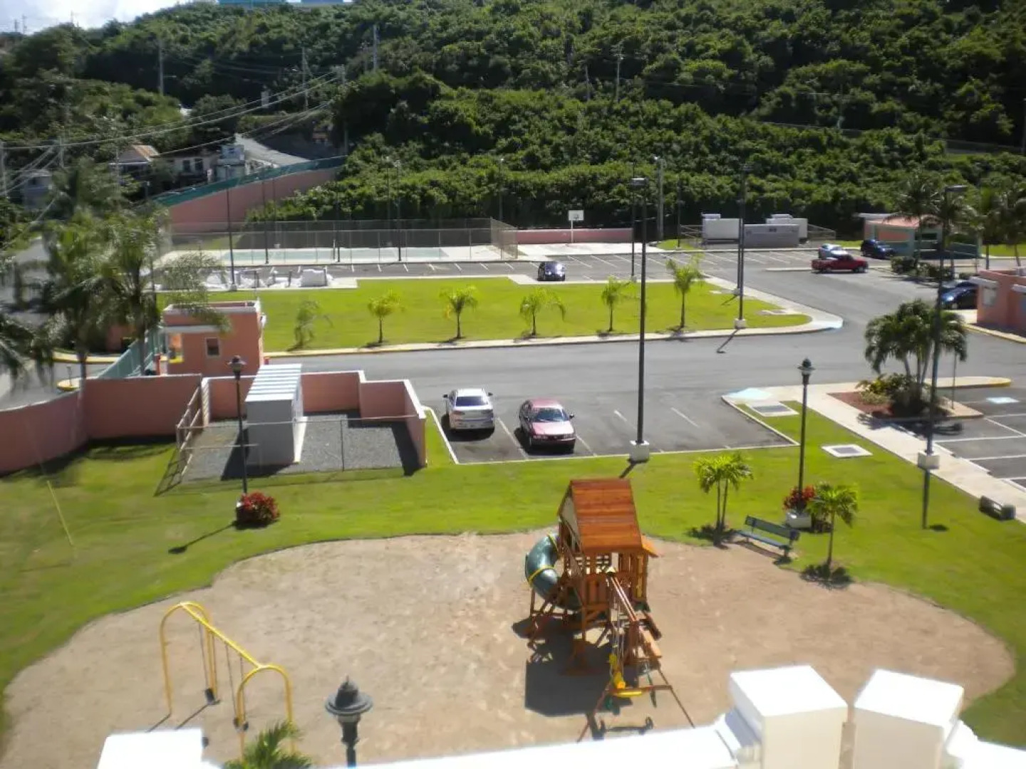 Isabela Beach Court 744