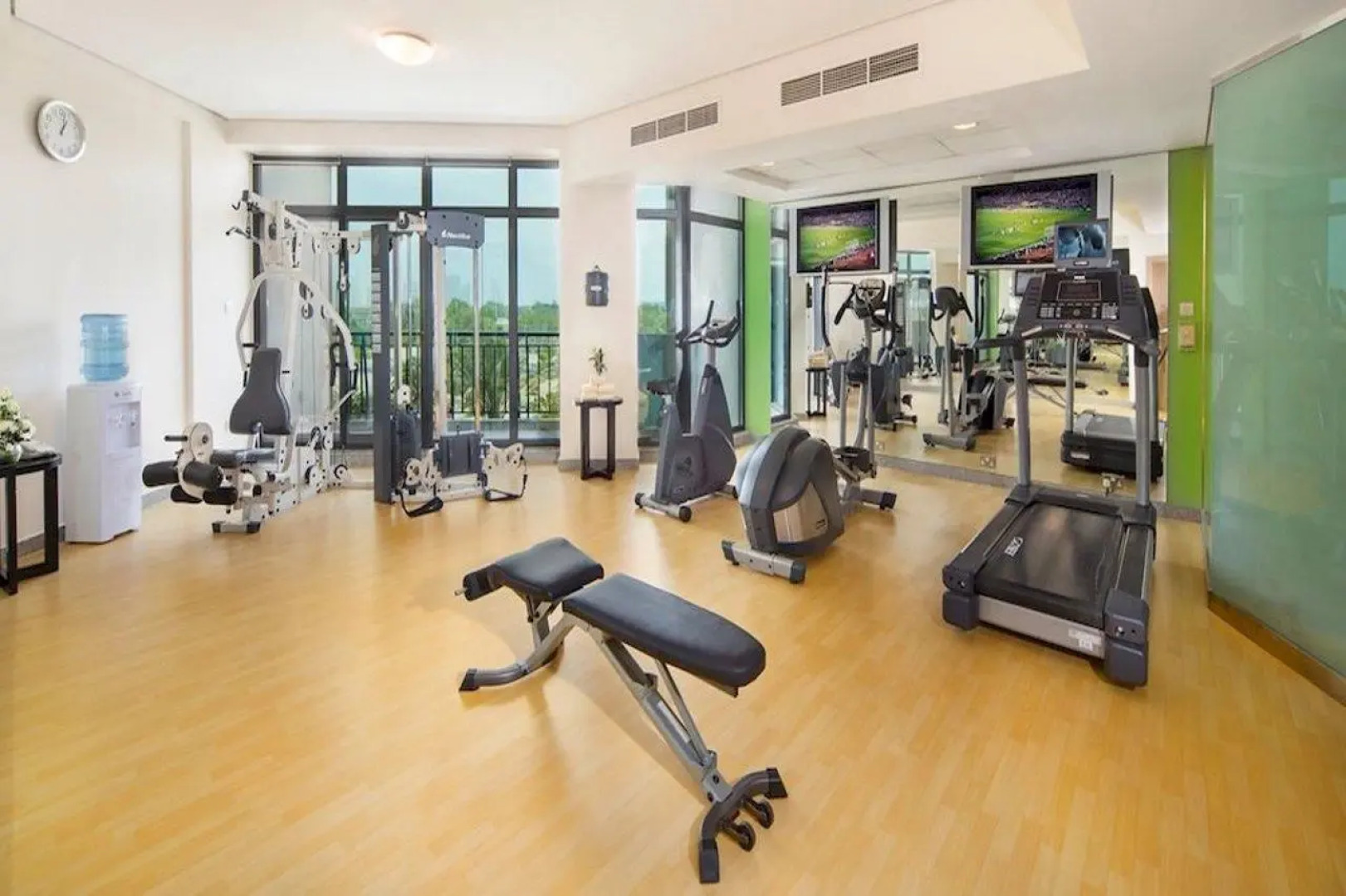 Отель Arabian Park Dubai, an Edge by Rotana Hotel