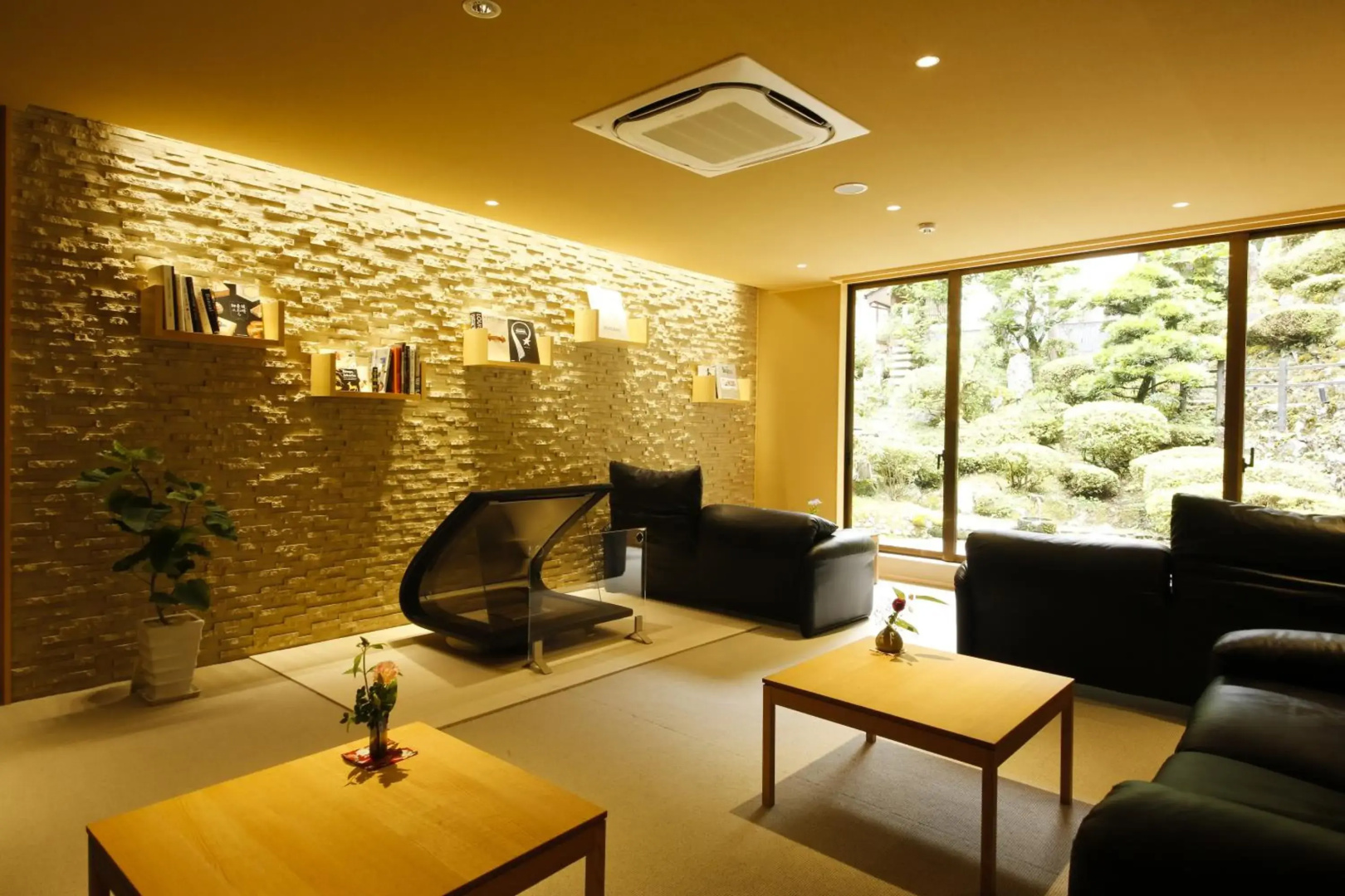 Yuraku Kinosaki Spa & Gardens