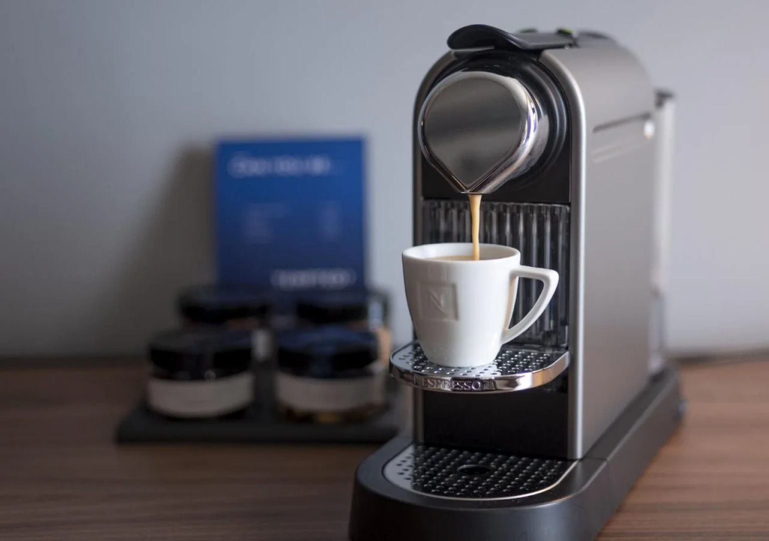 Hagastrand, Autograph Collection