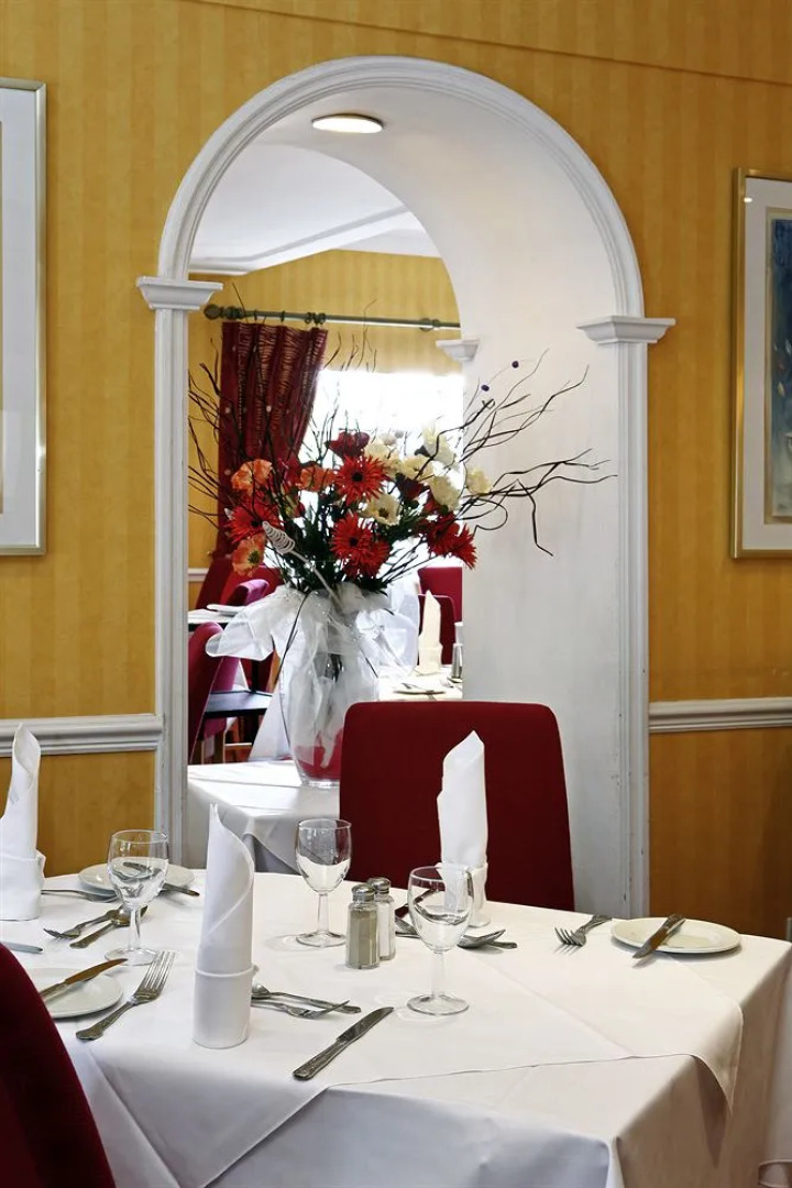 Mercure Wolverhampton Goldthorn Hotel