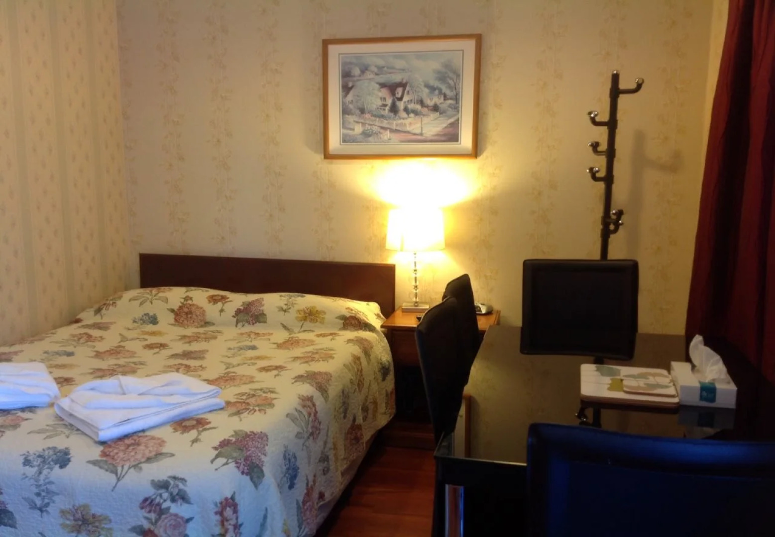 Cascades Motor Lodge