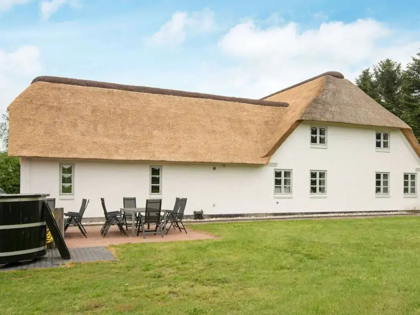 Luxury Retreat With Hot Tub - By Traum Ferienwohnungen