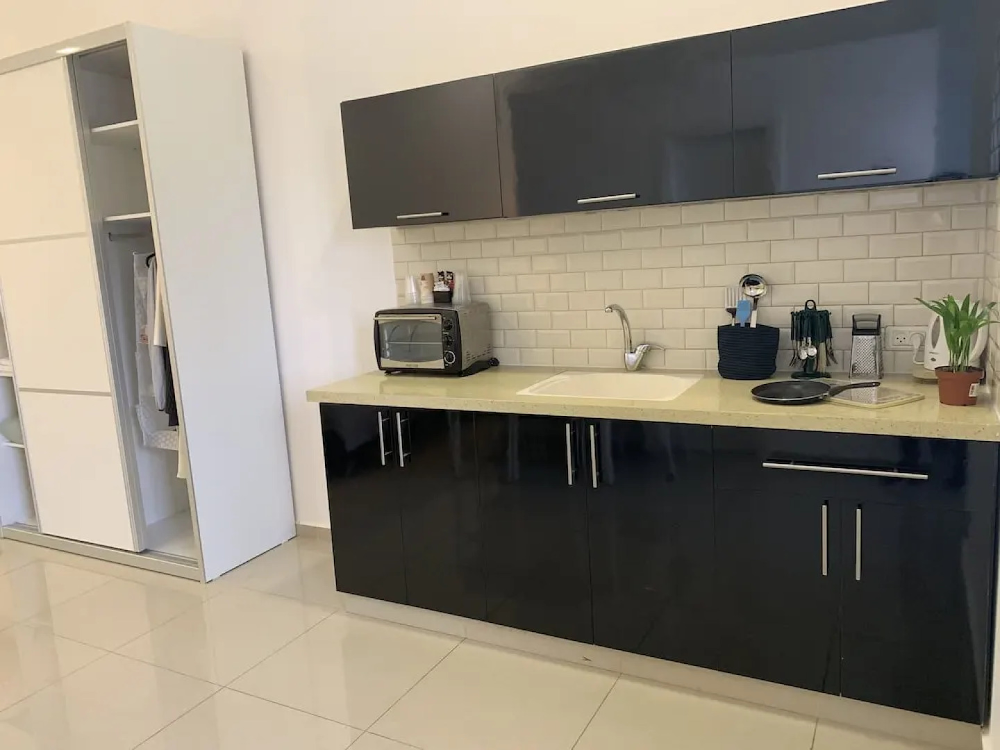 Spat Studio Apartment