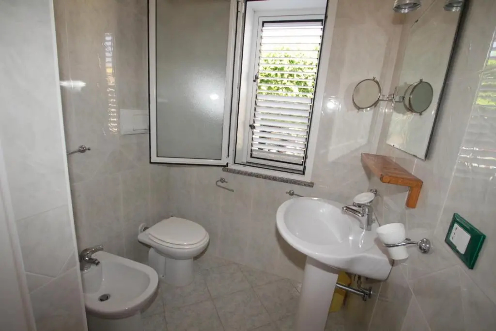 Graceland rooms and suites