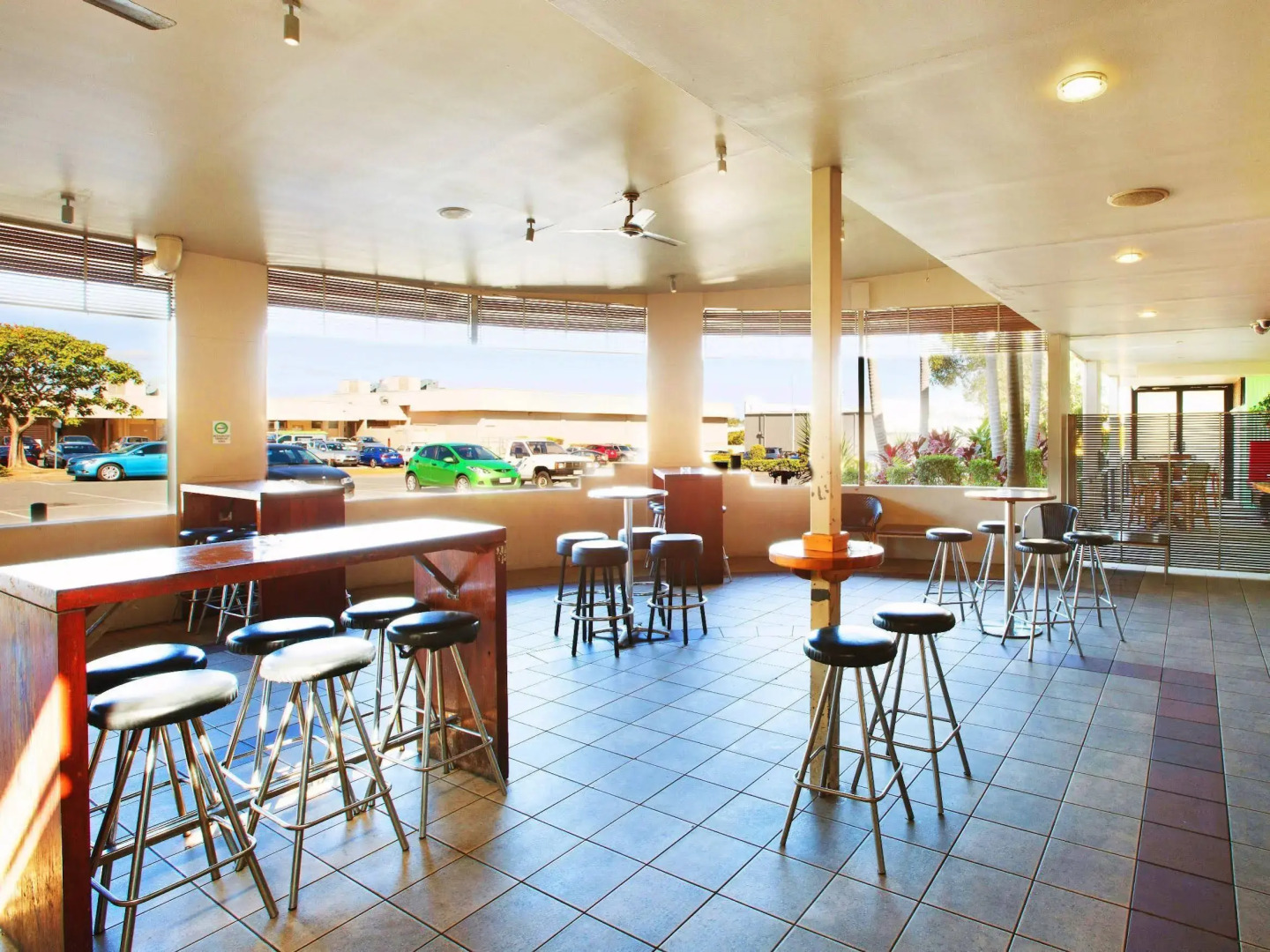 Nightcap at Springwood Hotel