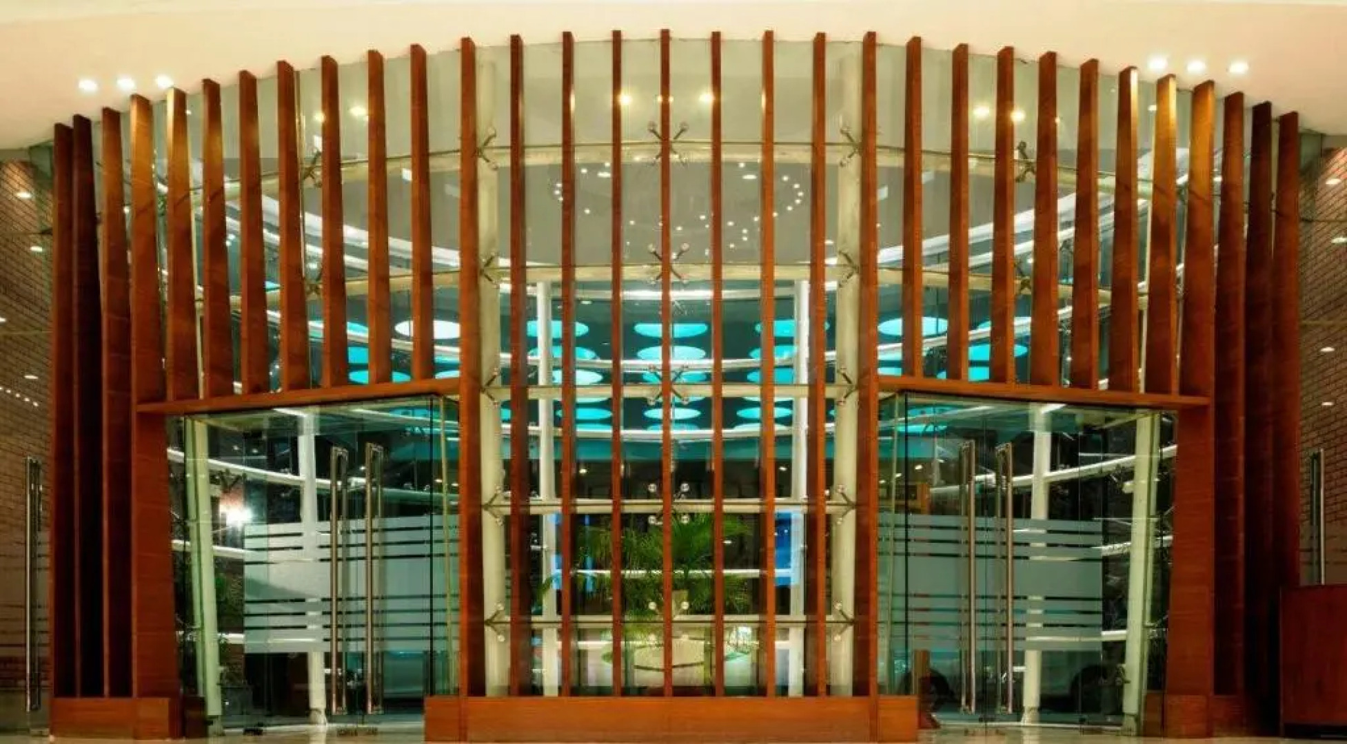 NIRVANA Luxury Hotel l Ludhiana