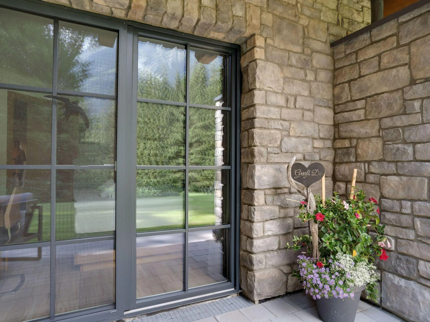 Luxurious Holiday Home With Sauna