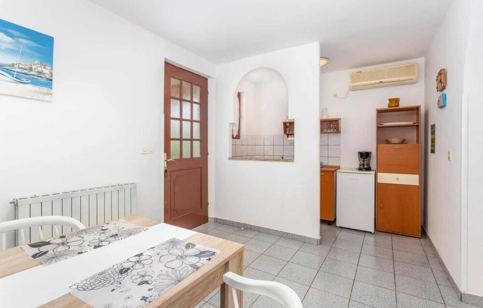 Amazing Home in Malinska With Wifi and 2 Bedrooms