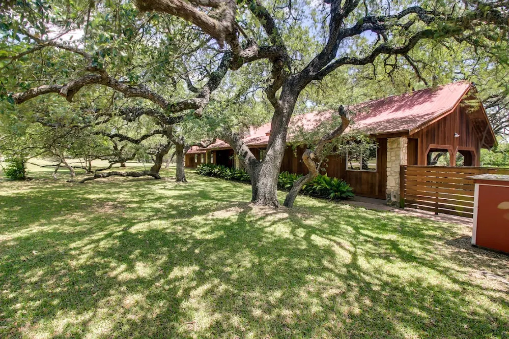 Whitetail Ridge Retreat