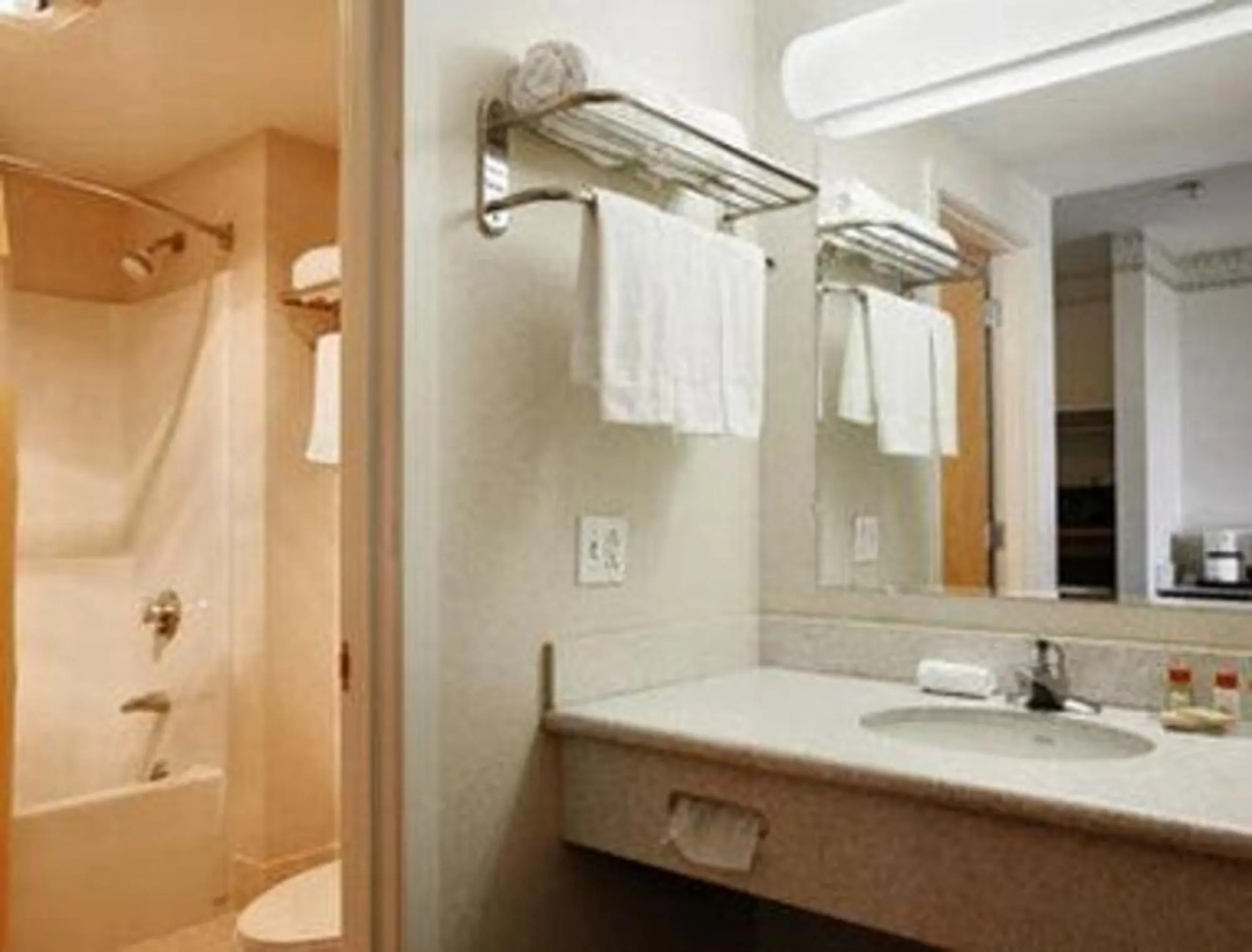 Days Hotel & Conference Center - Methuen Ma