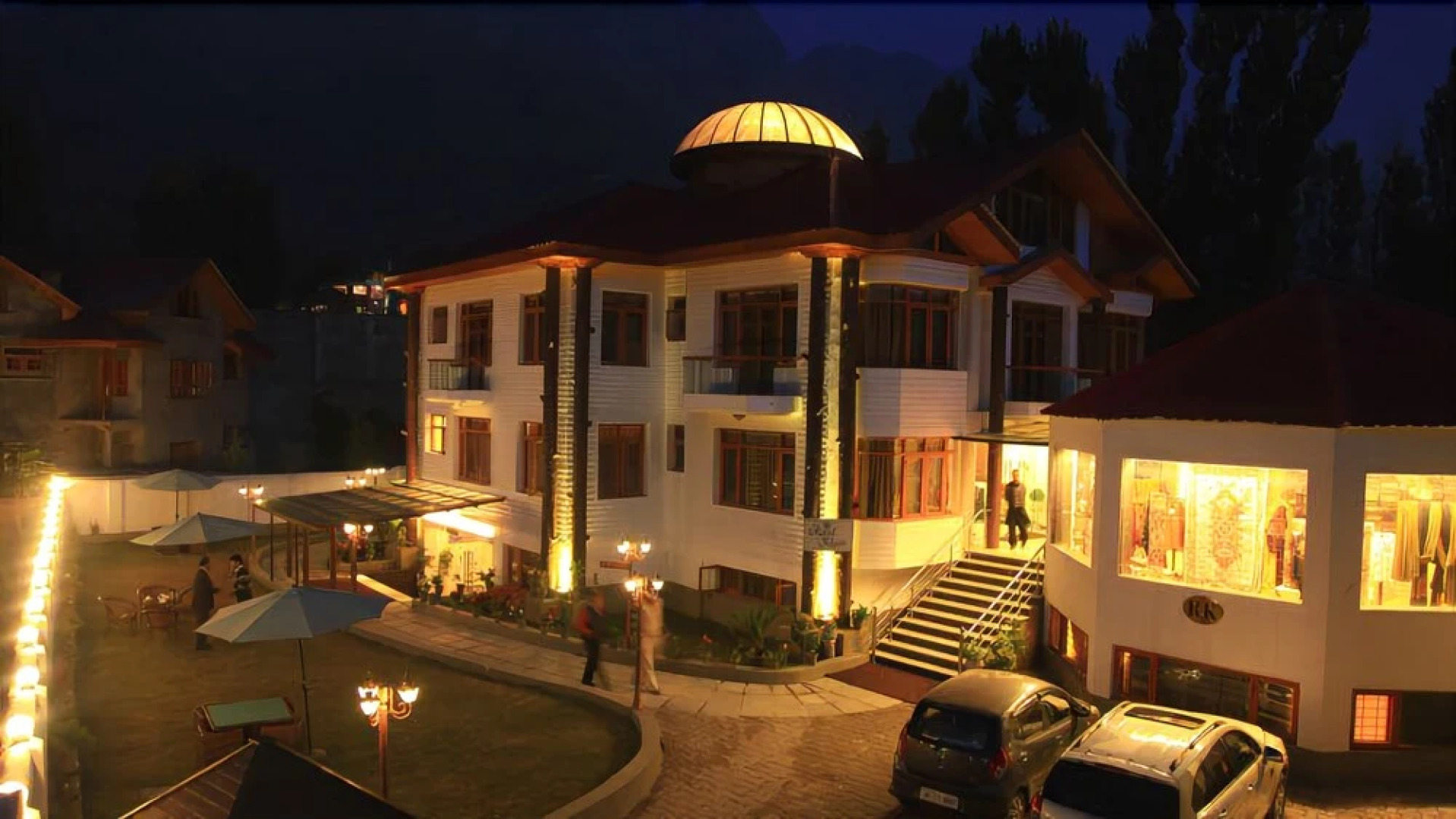 Royal Khazir Boutique