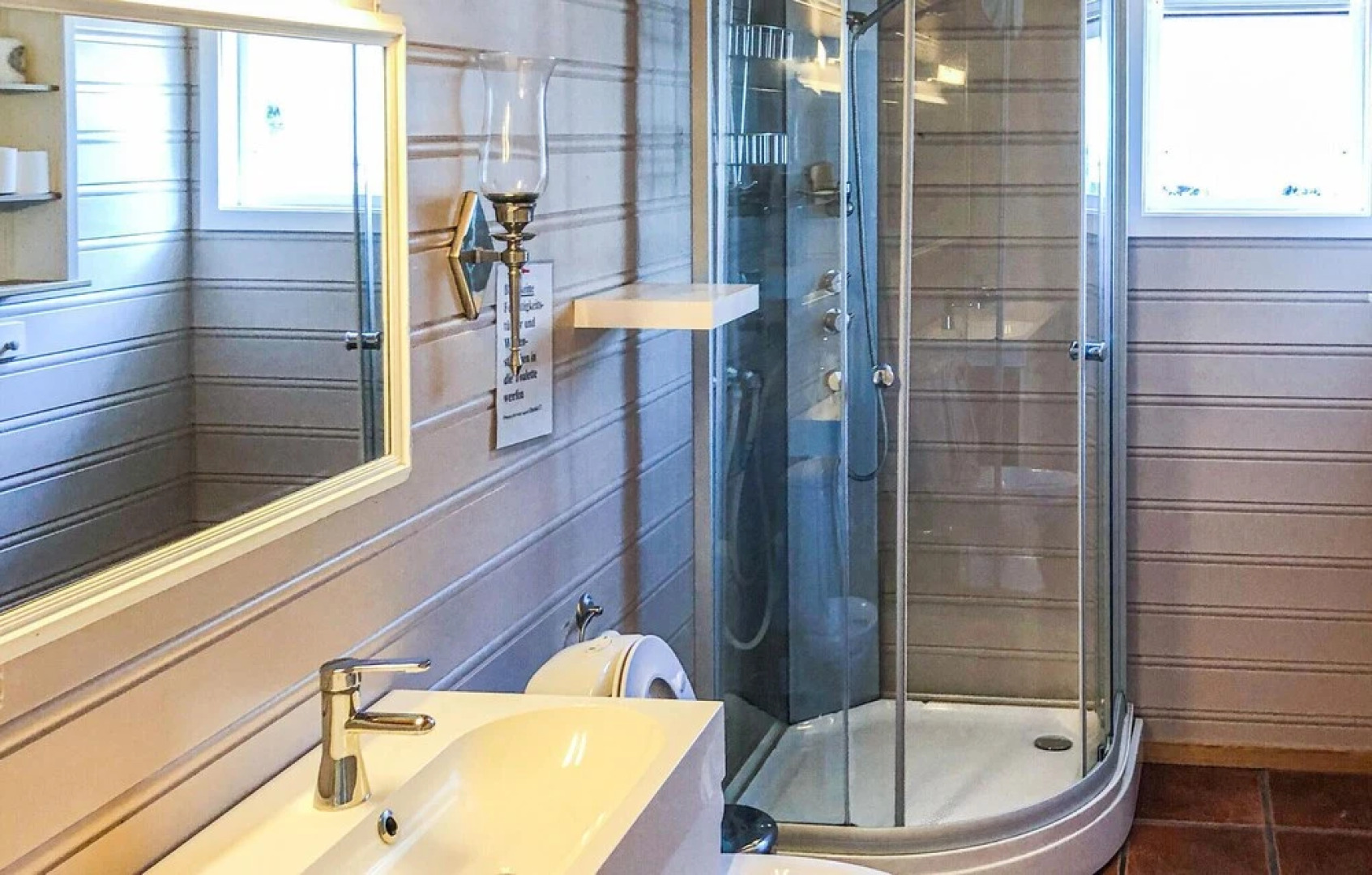 Stunning Home in Lindesnes With 5 Bedrooms, Sauna and Indoor Swimming Pool