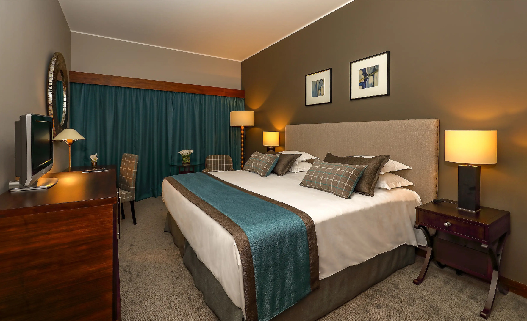 Отель Verdi Santarem