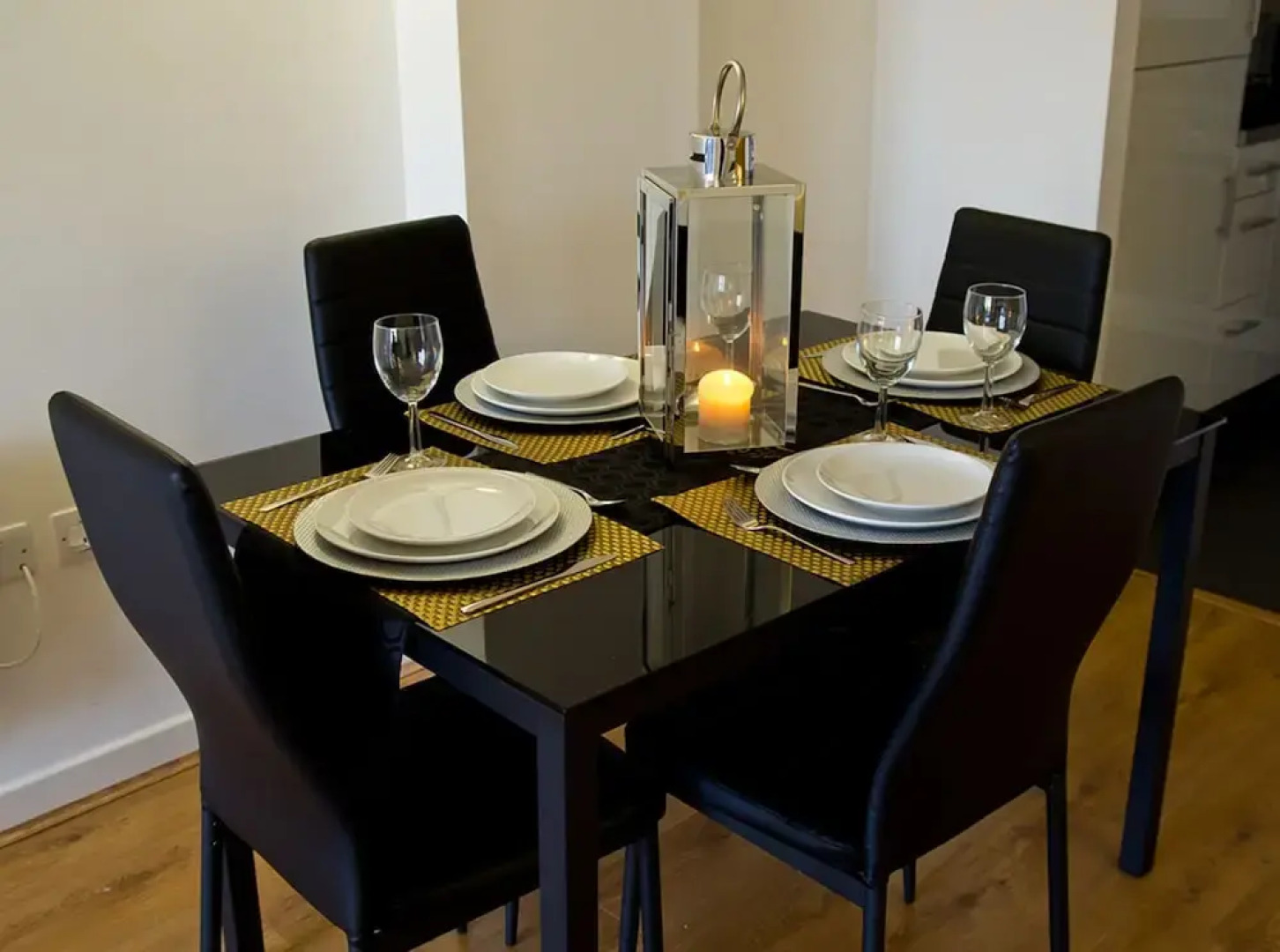 Icon Becket Apartment