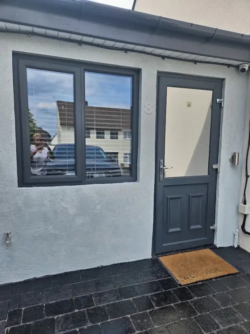 Cosy Studio in Dudley City Center