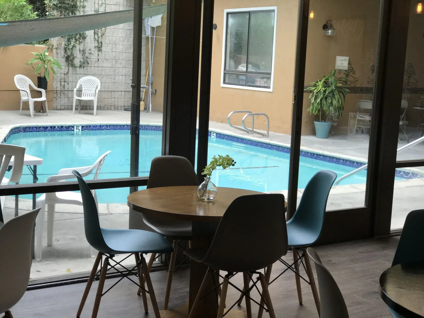 GreenTree Inn & Suites Alhambra