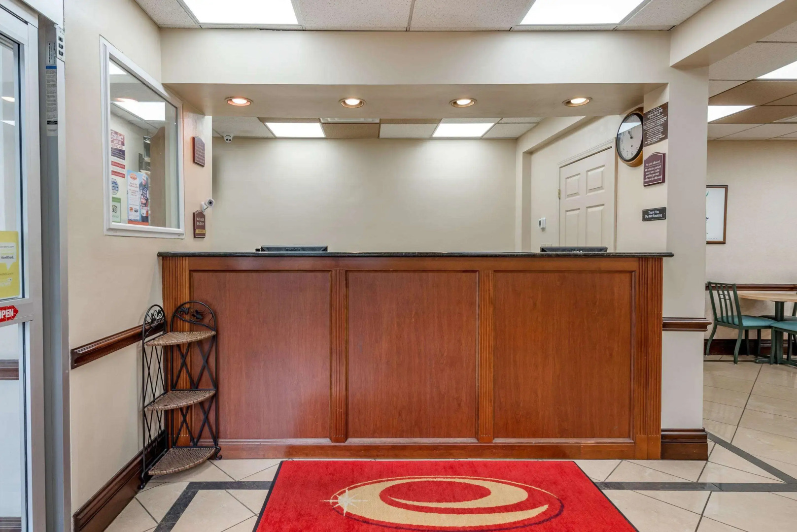 Econo Lodge Louisville Downtown