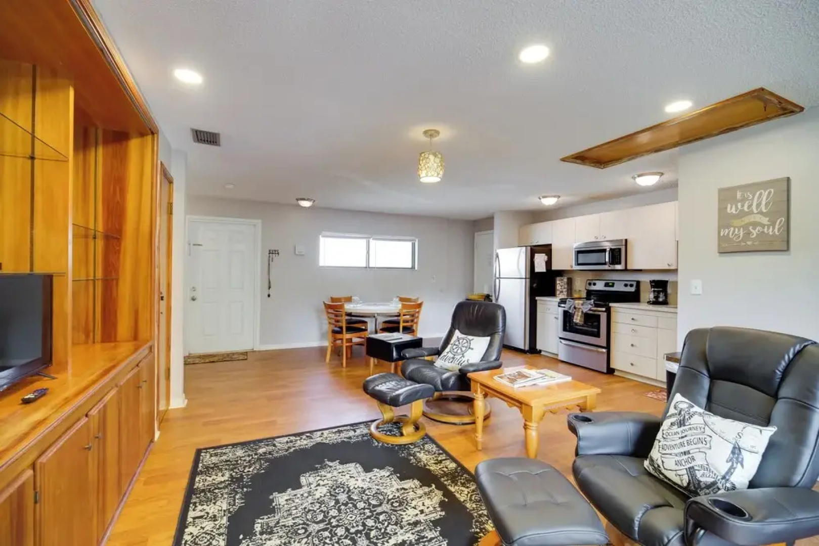 Next to Turtle Preserve: Oceanside Florida Retreat