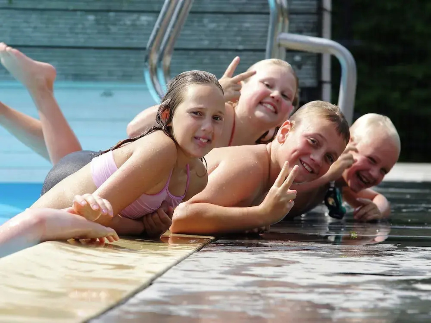 Tidy Chalet With Dishwasher, Surrounded by Forest