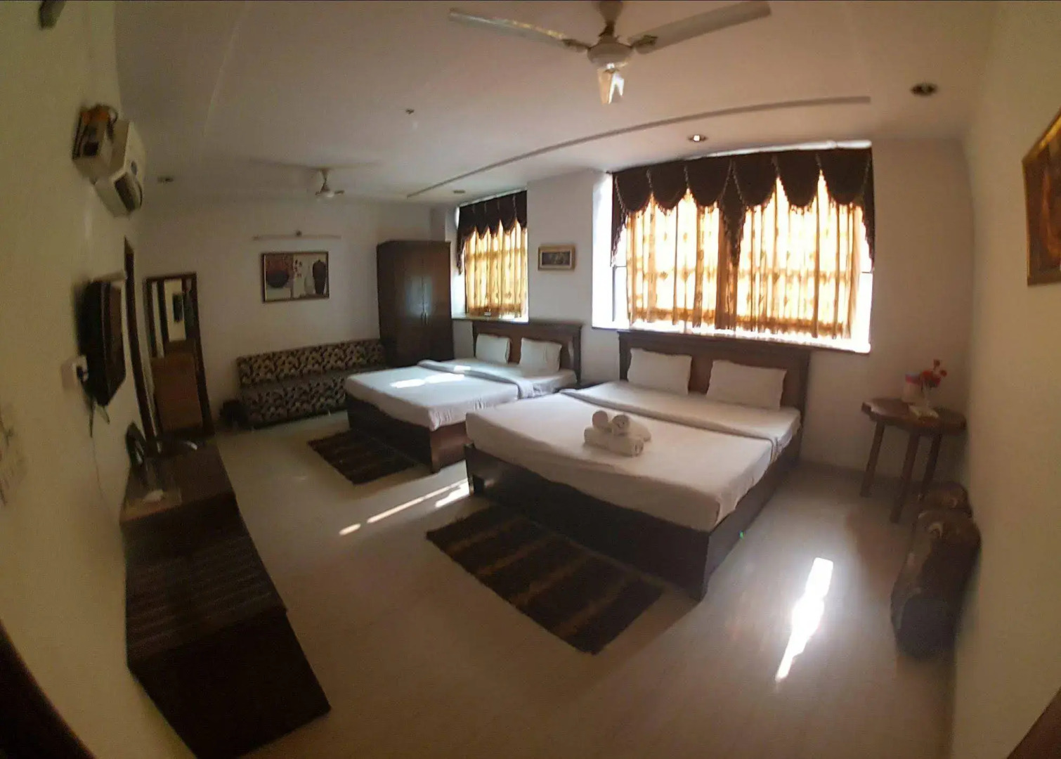 Hotel H.K. Continental