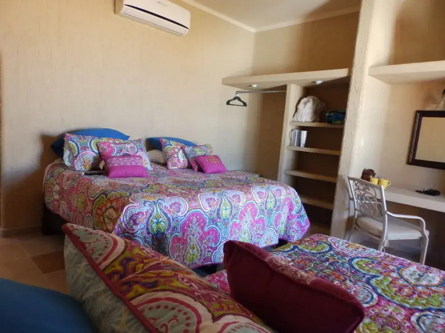 Casa Kootenay Waterfront BnB