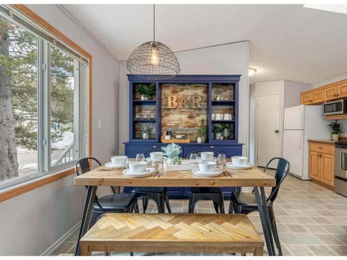 Mountain Time I Powderkeg I Firepit l King Bed