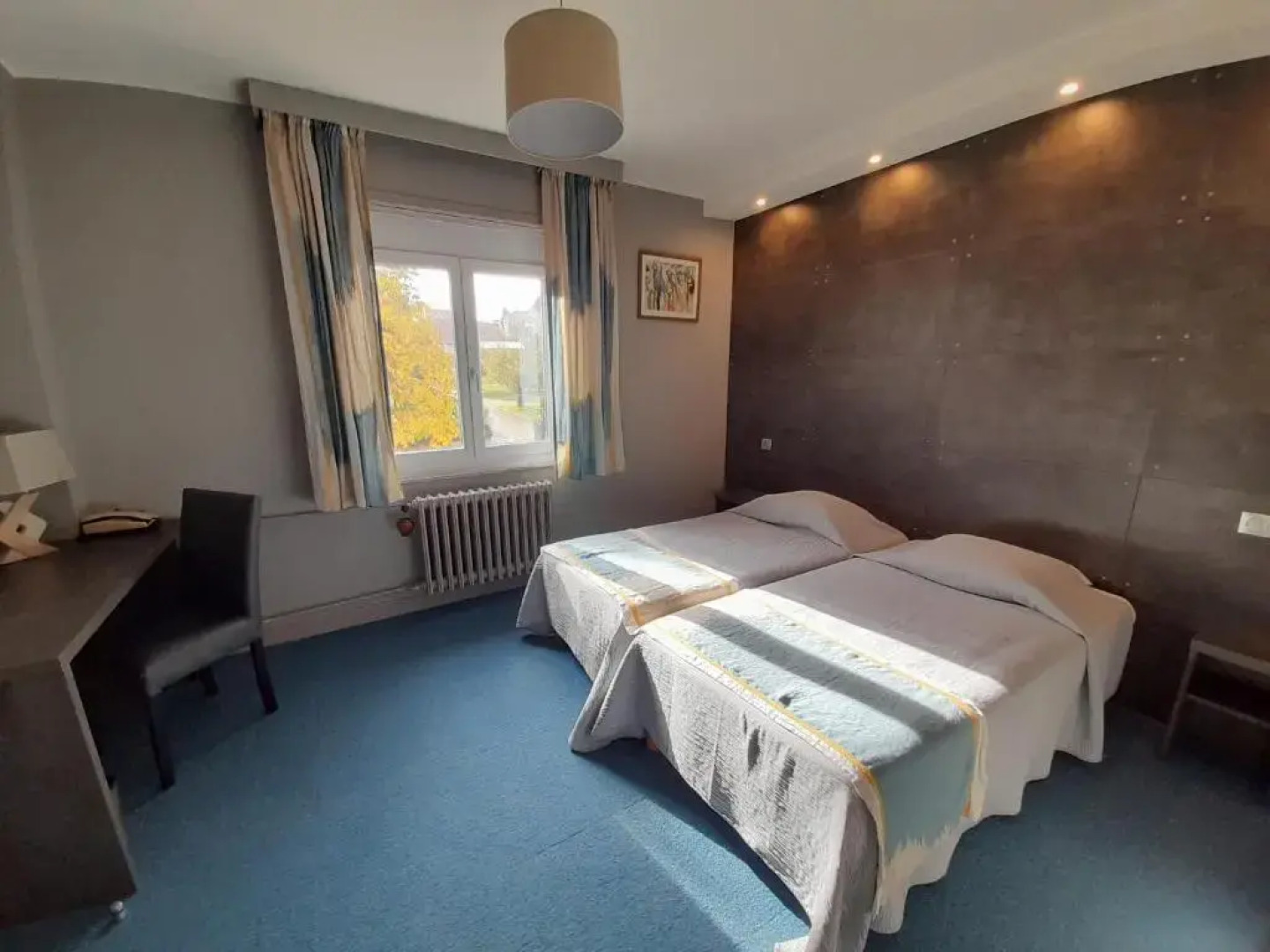 Hôtel Restaurant À LEtoile