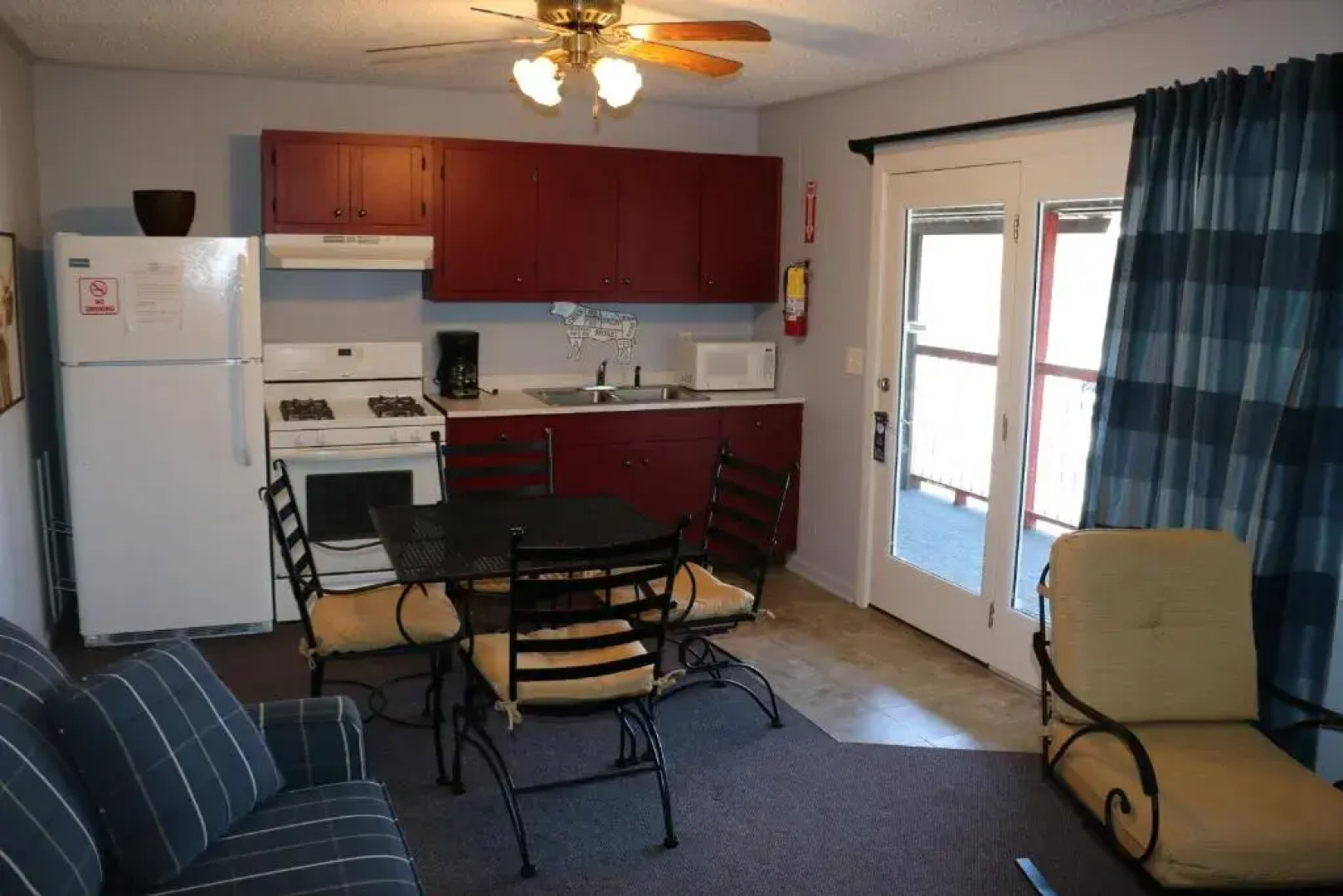 Boundary Waters Resort & Marina