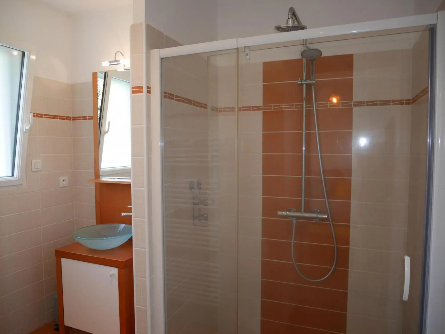 Comfortable Holiday Home With Partial sea Views, Douarnenez-treboul