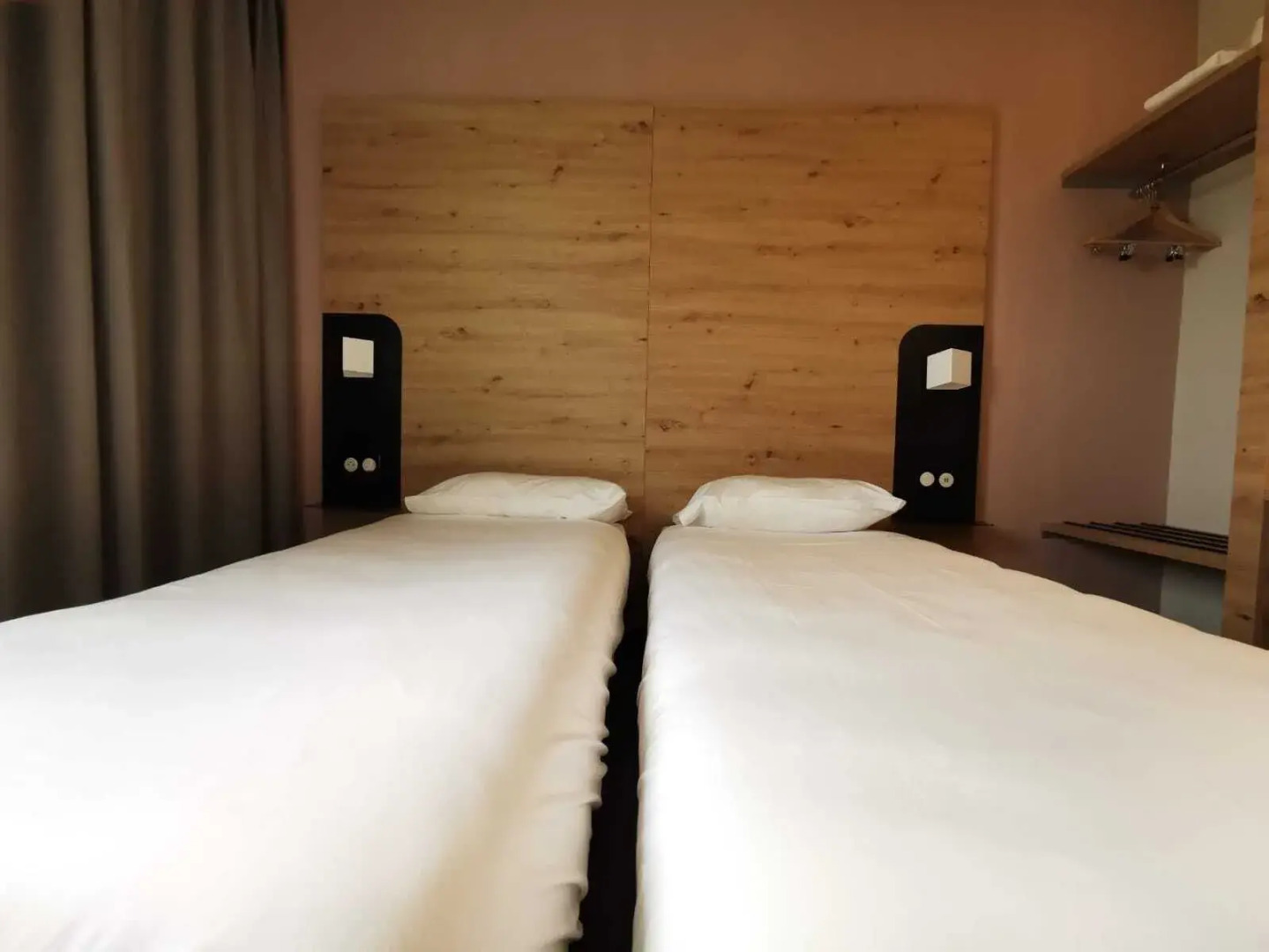 B&B HOTEL Saint-Martin-de-Crau Alpilles Camargue